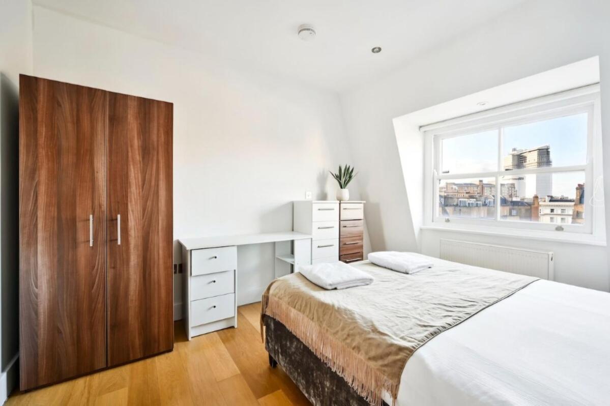 Appartamento 3 Bedrooms Penthouse In Queen's Gate Londra