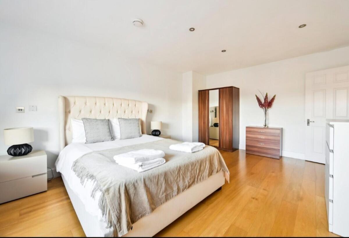 Appartamento 3 Bedrooms Penthouse In Queen's Gate *