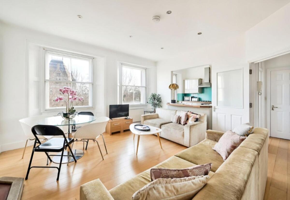 3 Bedrooms Penthouse In Queen's Gate Appartamento Londra